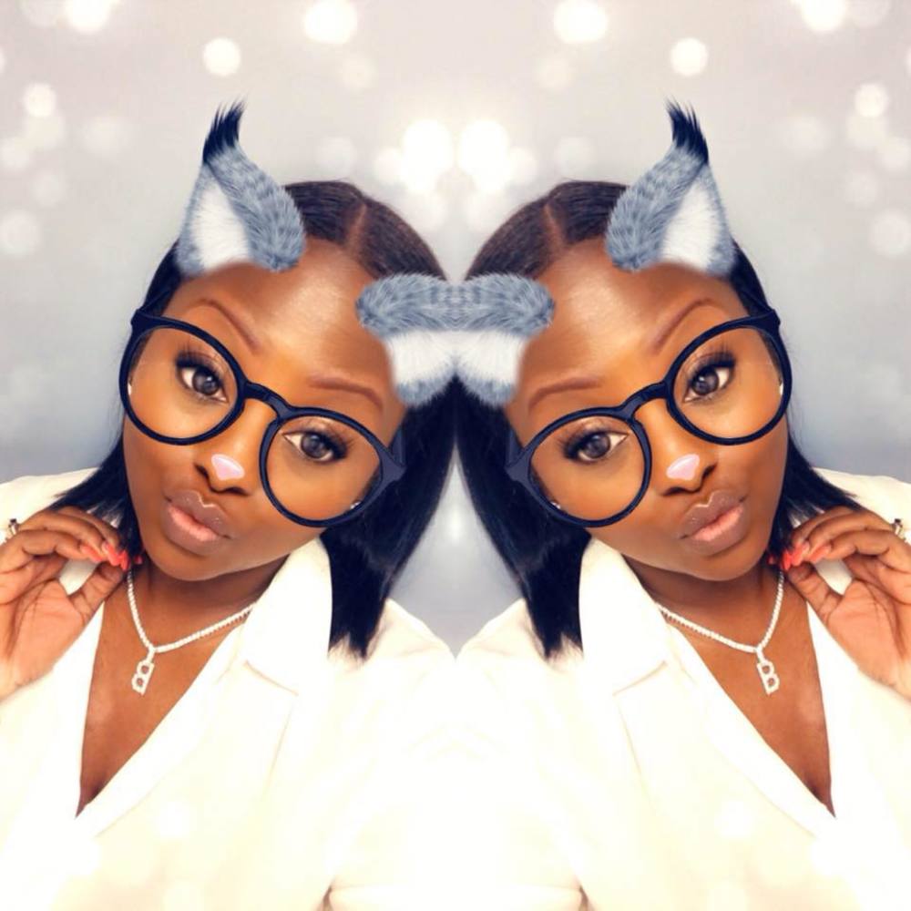 Meet your Posher, Blossom